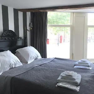 Bed & Breakfast Old, Amsterdam