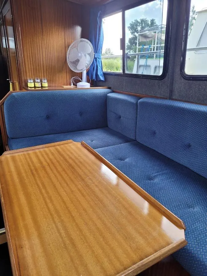 Amsterdam Boat & Breakfast Bed and Breakfast